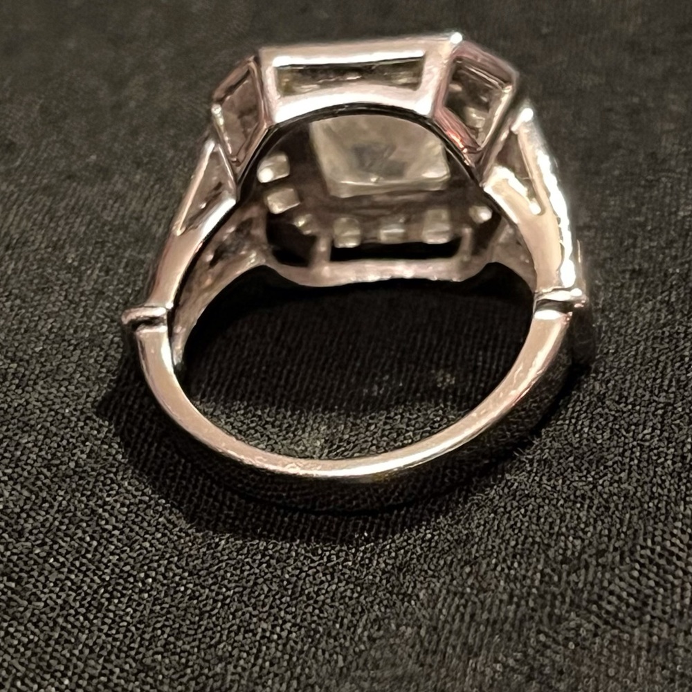 Sterling silver and CZ ring - Picture 5 of 8